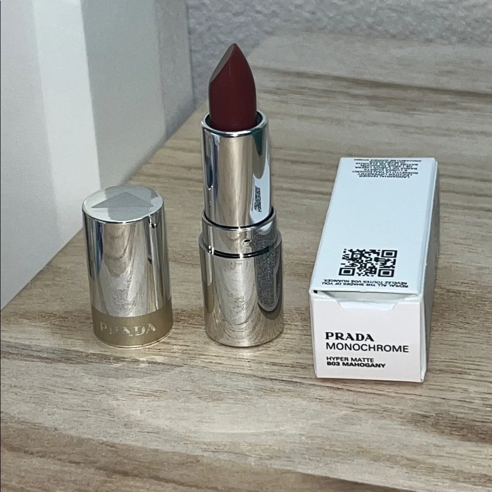 Monochrome Hyper Matte deluxe mini Lipstick in Mahogany-NIB